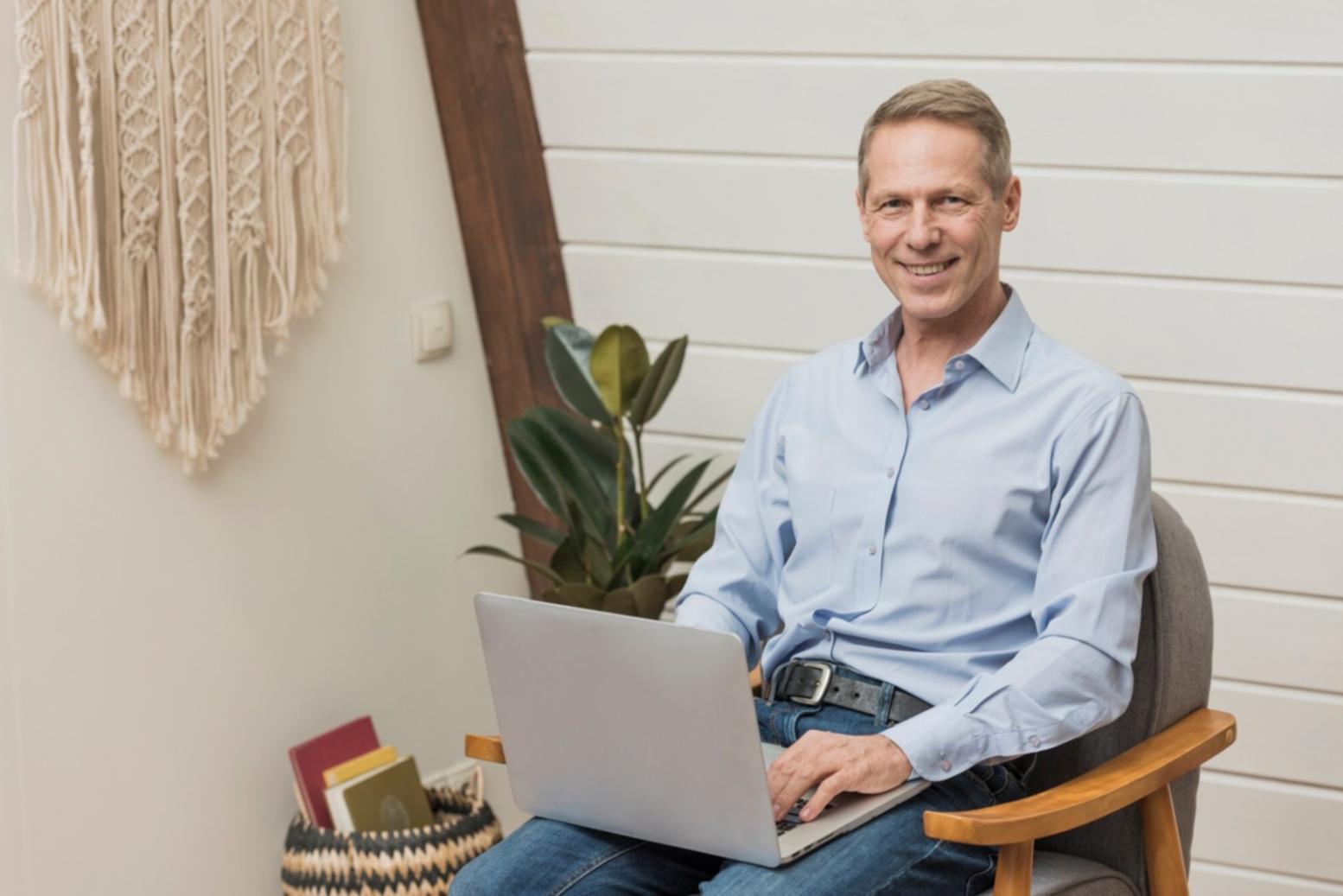 Learning environment for financial education